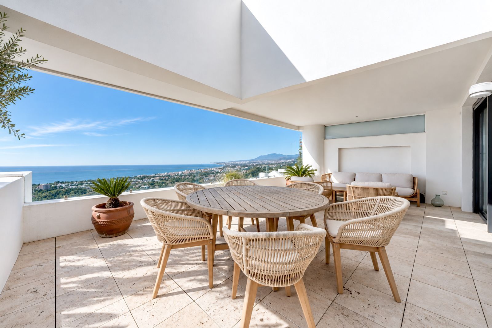 Duplex penthouse in Marbella, photo 15