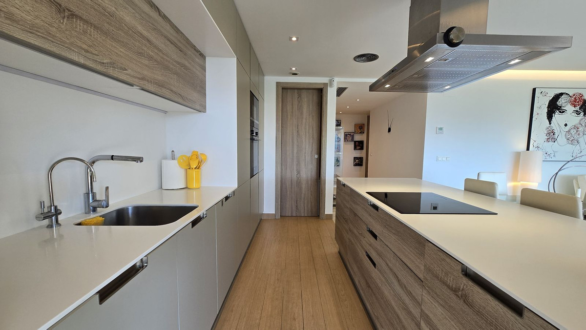 Garden apartment in Benahavís, photo 9