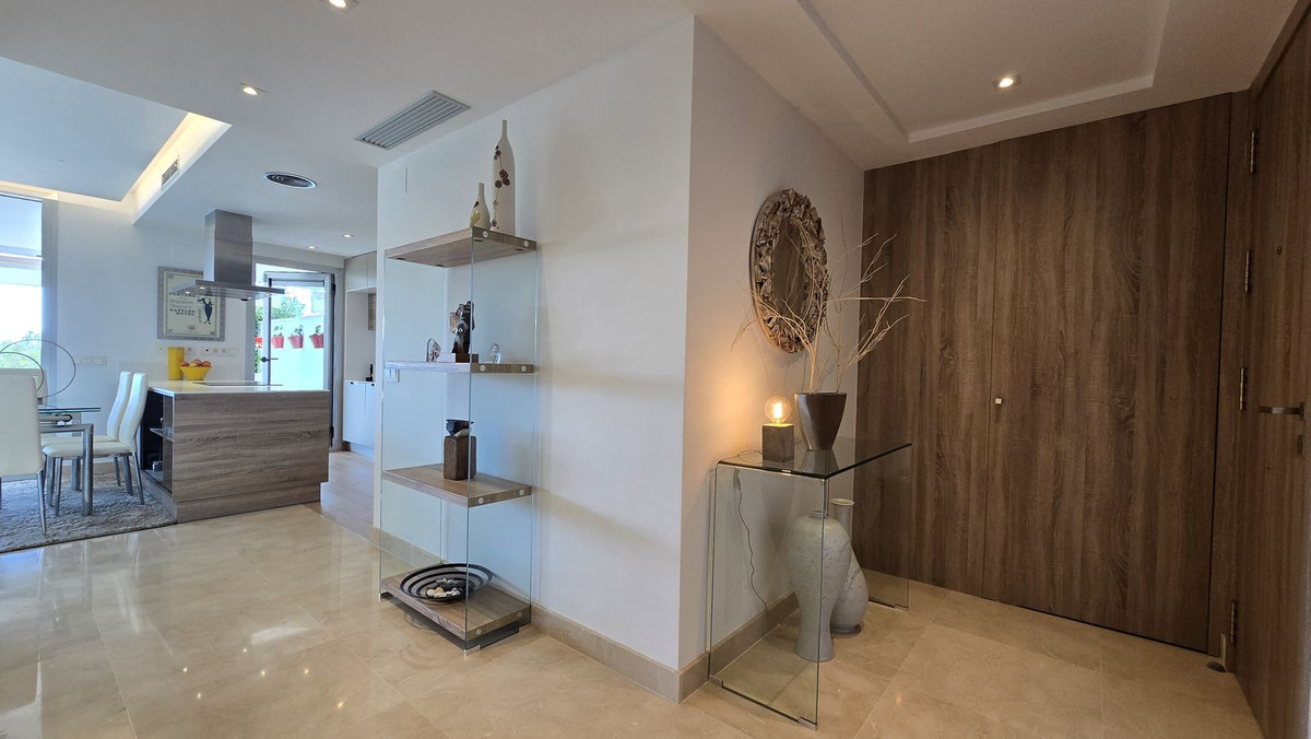 Garden apartment in Benahavís, photo 16
