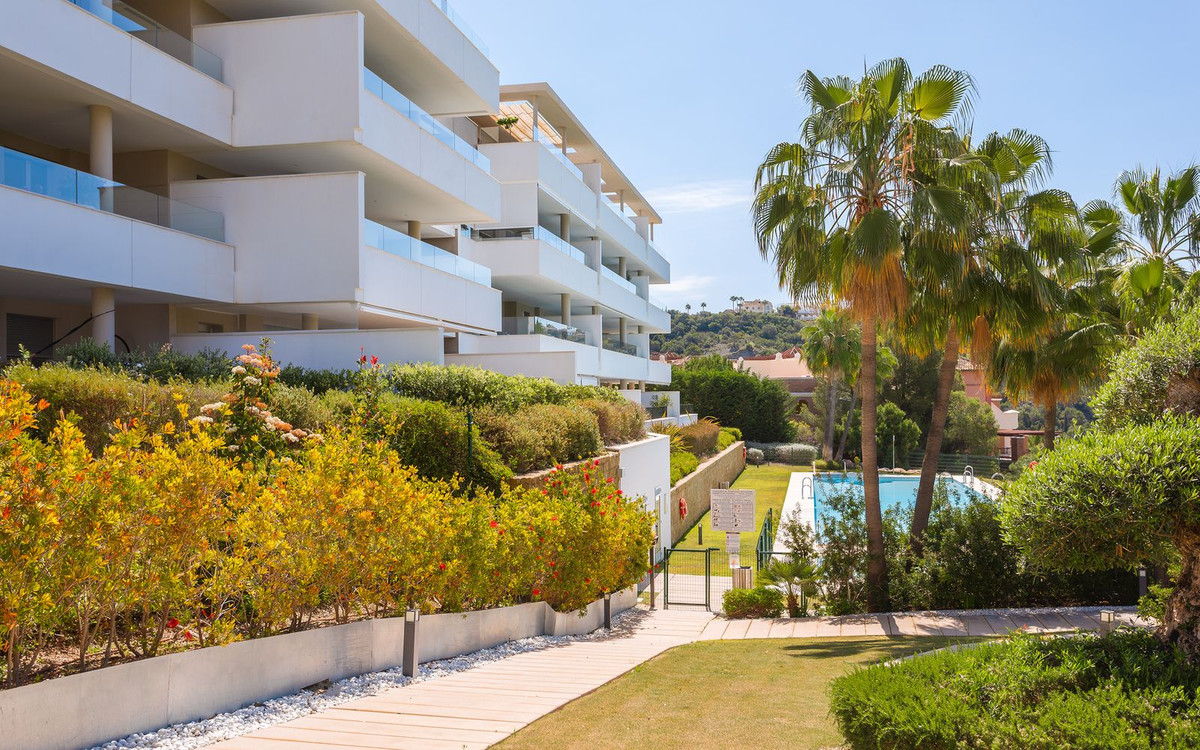 Garden apartment in Benahavís, photo 34
