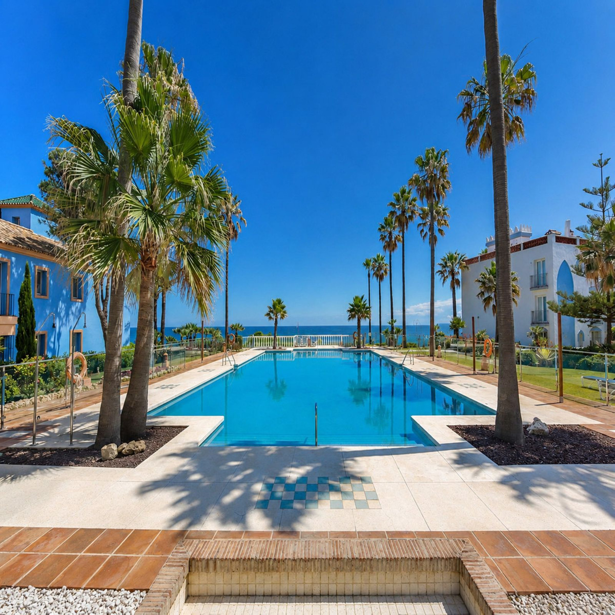 Garden apartment in Casares Playa, Casares