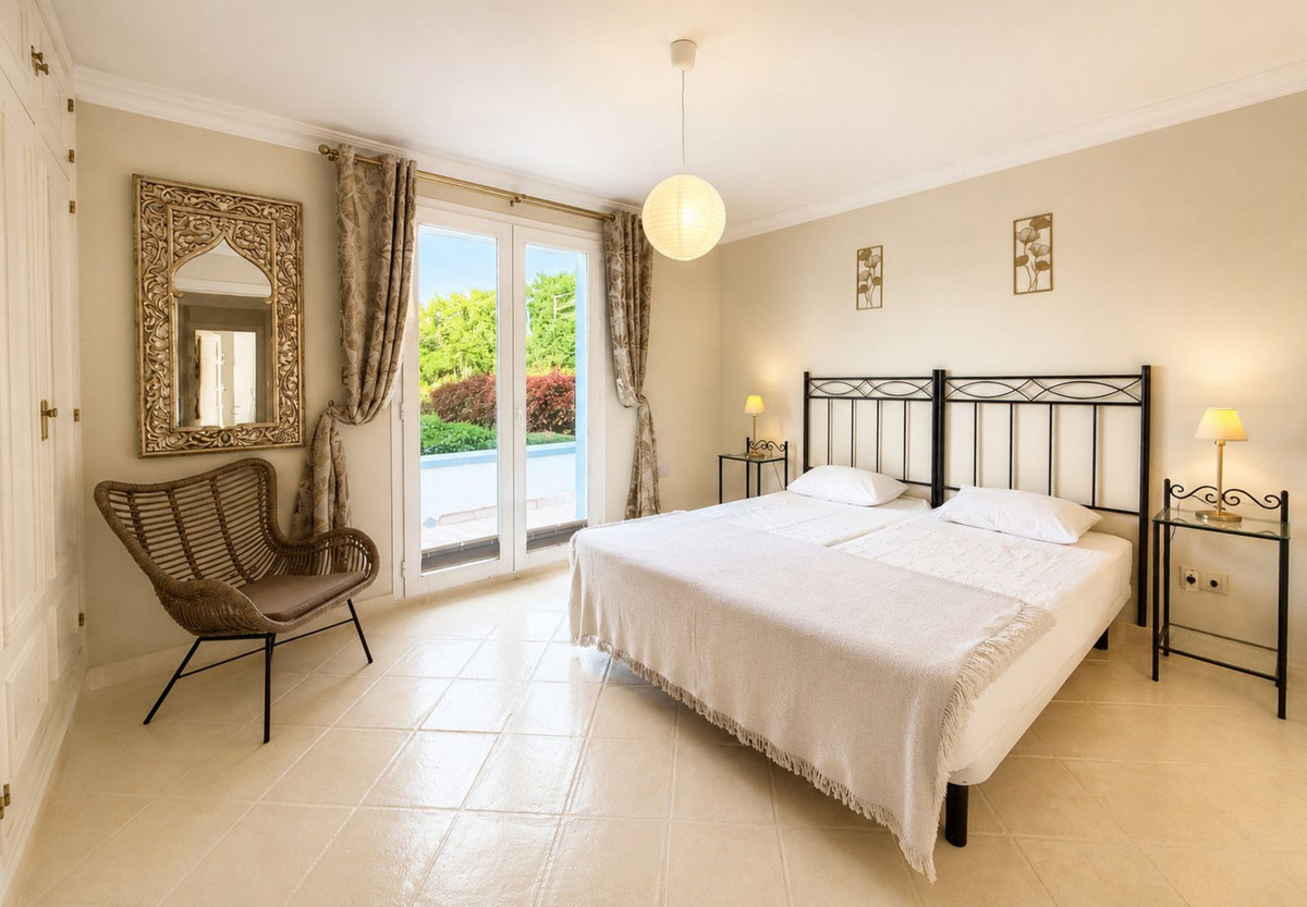 Garden apartment in Casares, photo 6