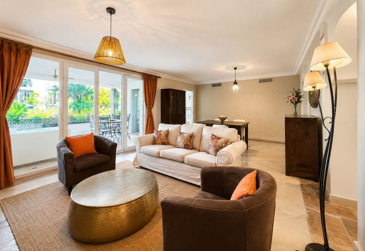 Garden apartment in Casares, photo 15