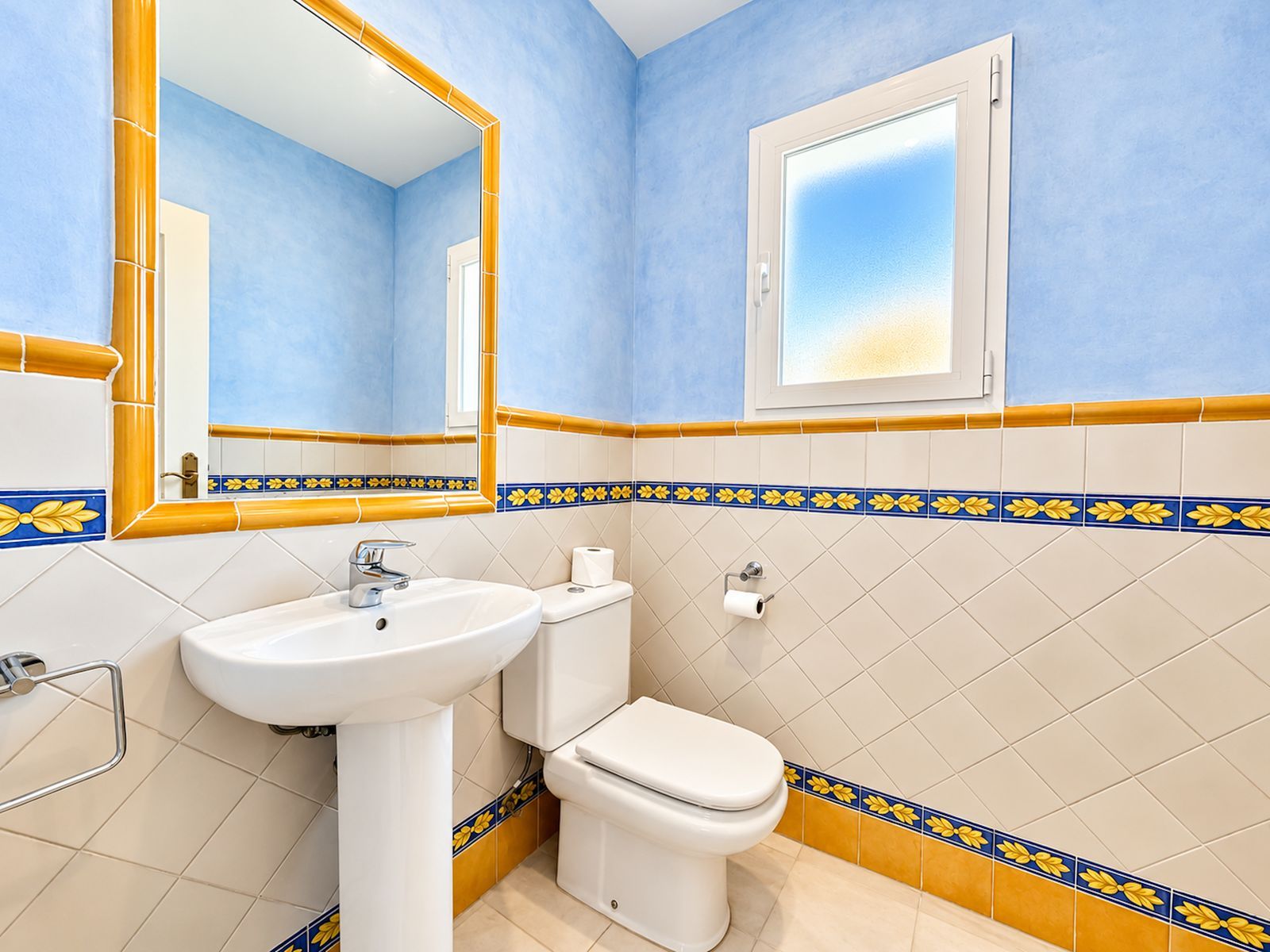 Duplex penthouse in Casares, photo 30