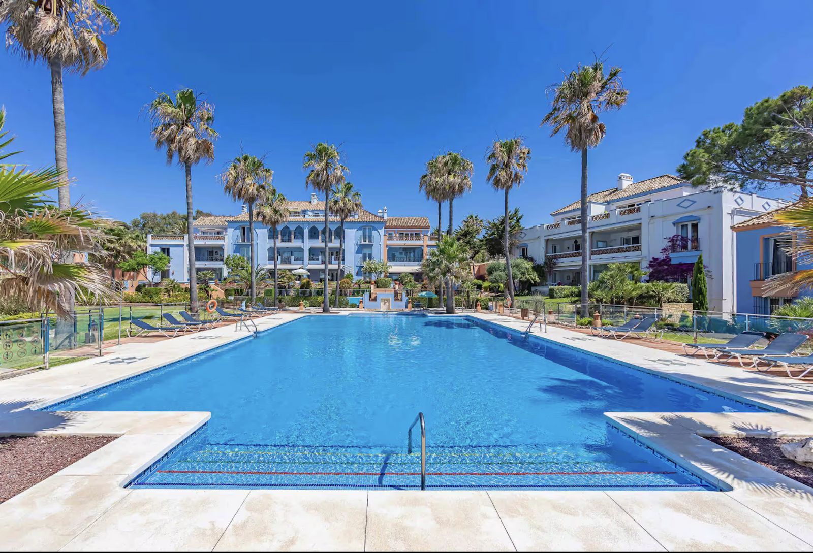 Duplex penthouse in Casares, photo 36