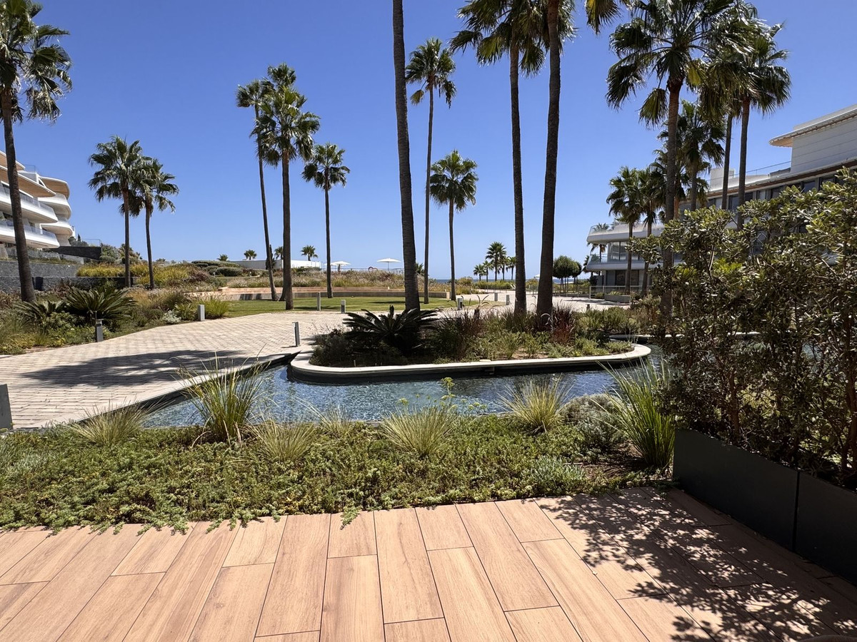 Garden apartment in Estepona, photo 6