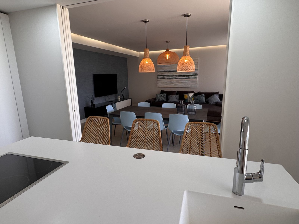 Garden apartment in Estepona, photo 13