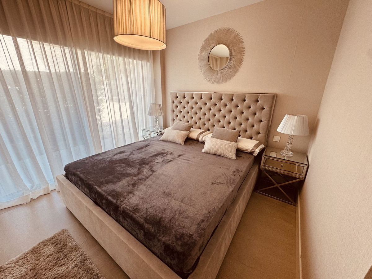Garden apartment in Estepona, photo 14
