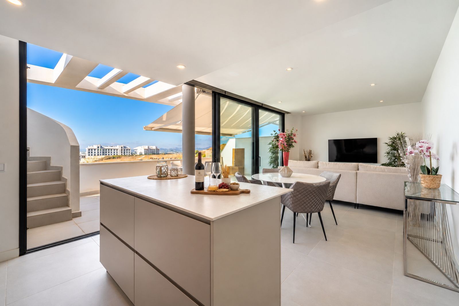 Penthouse in Higuerón West, Fuengirola