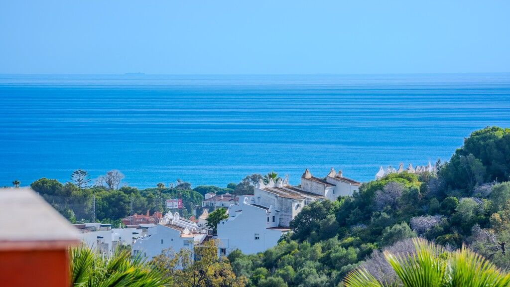 Duplex penthouse in Reserva de Marbella, Marbella