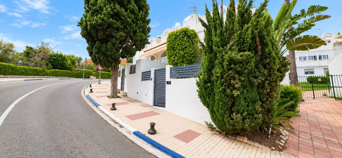 Corner townhouse in Marbella, photo 3