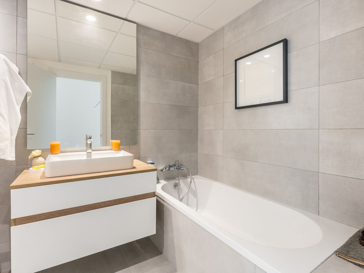 Duplex penthouse in Estepona, photo 12