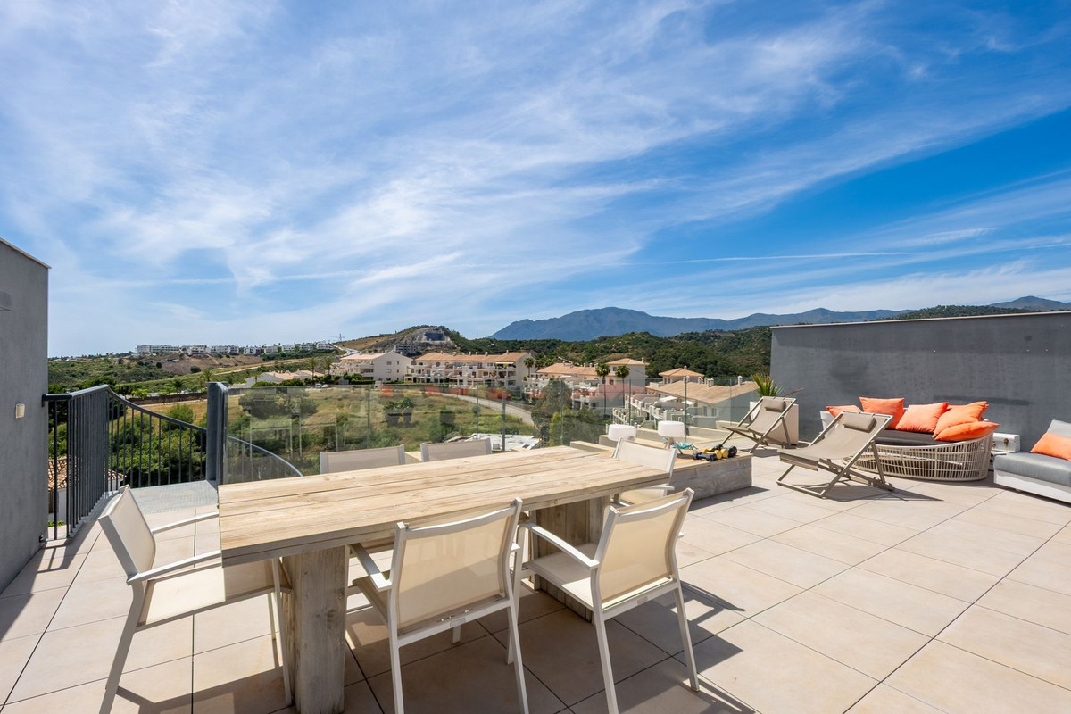 Duplex penthouse in Estepona, photo 31